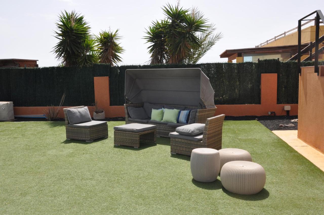 Eco Villa White Suite With Climatized Pool Caleta De Fuste Exterior photo