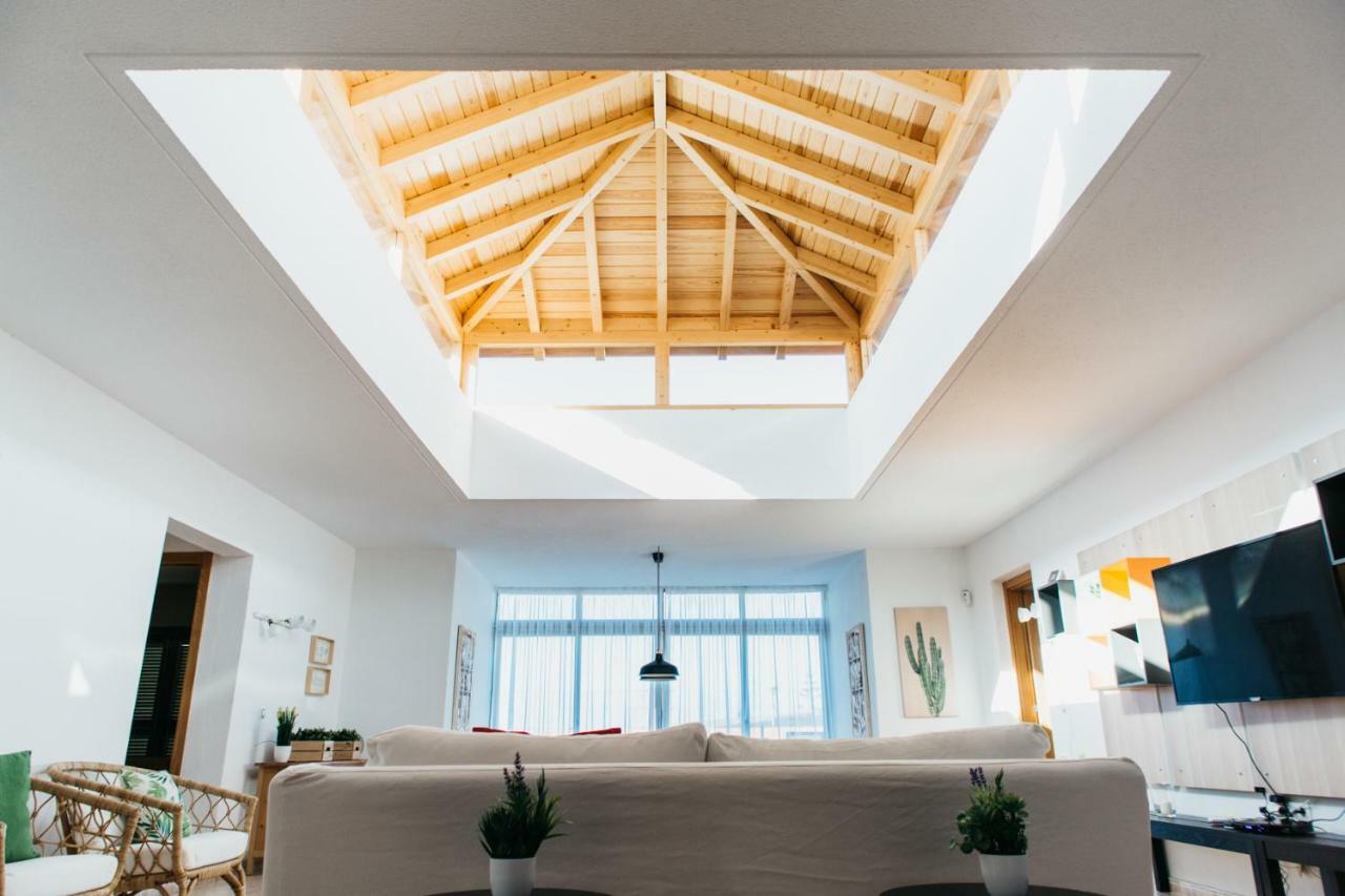 Eco Villa White Suite With Climatized Pool Caleta De Fuste Exterior photo
